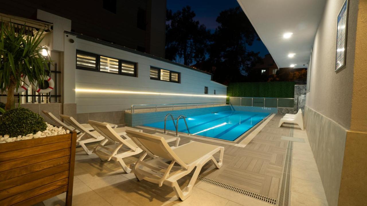 Opera Suites Apart Hotel Antalya Exteriör bild